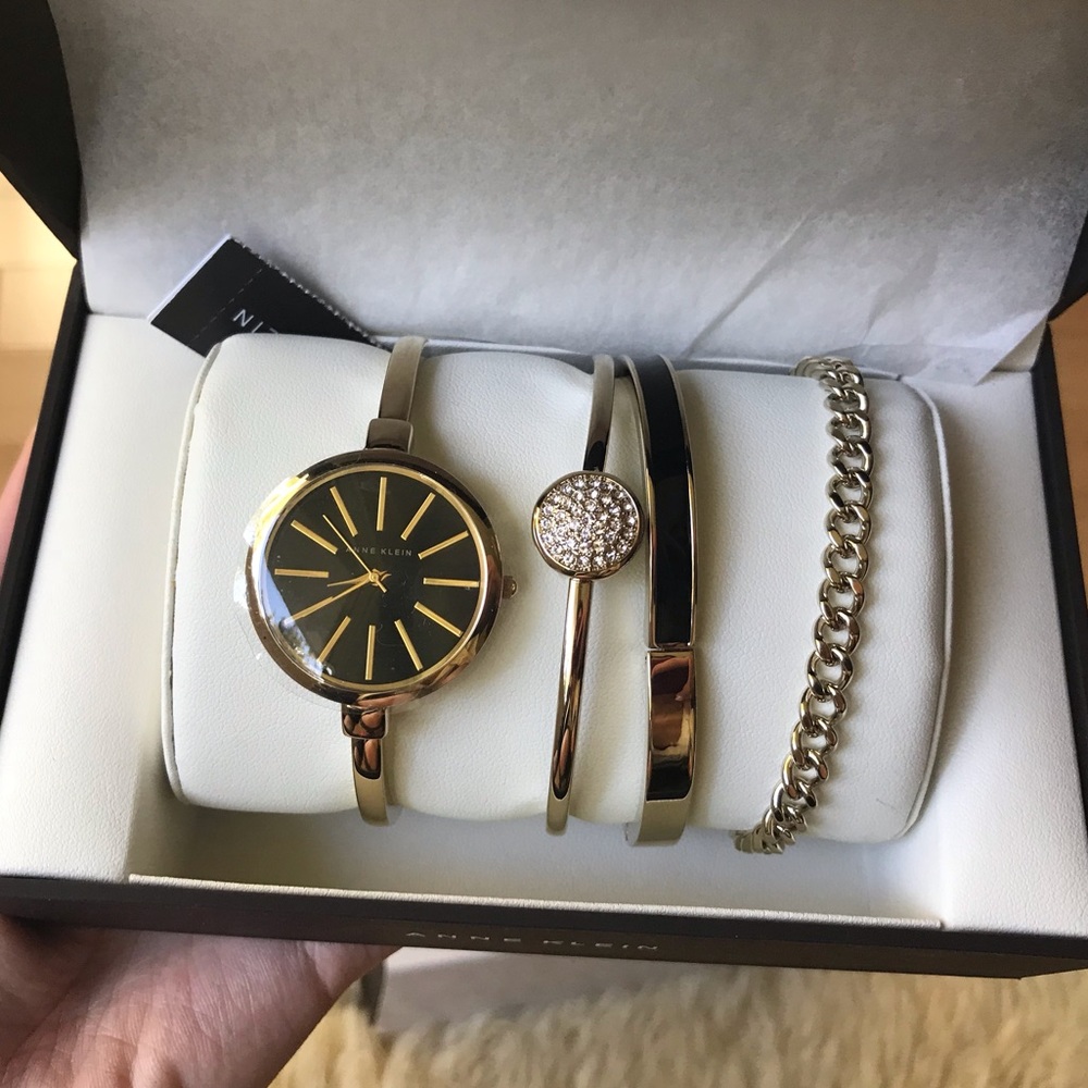 BNWT!! Anne Klein Watch and Bracelets Set (Black)